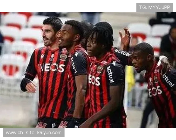 尼斯主场不敌昂热遭遇七连败，球迷抵制导致上场观众不足八千