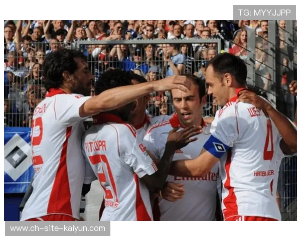 弗赖堡2-0汉堡，格里弗定位球助攻梅开二度